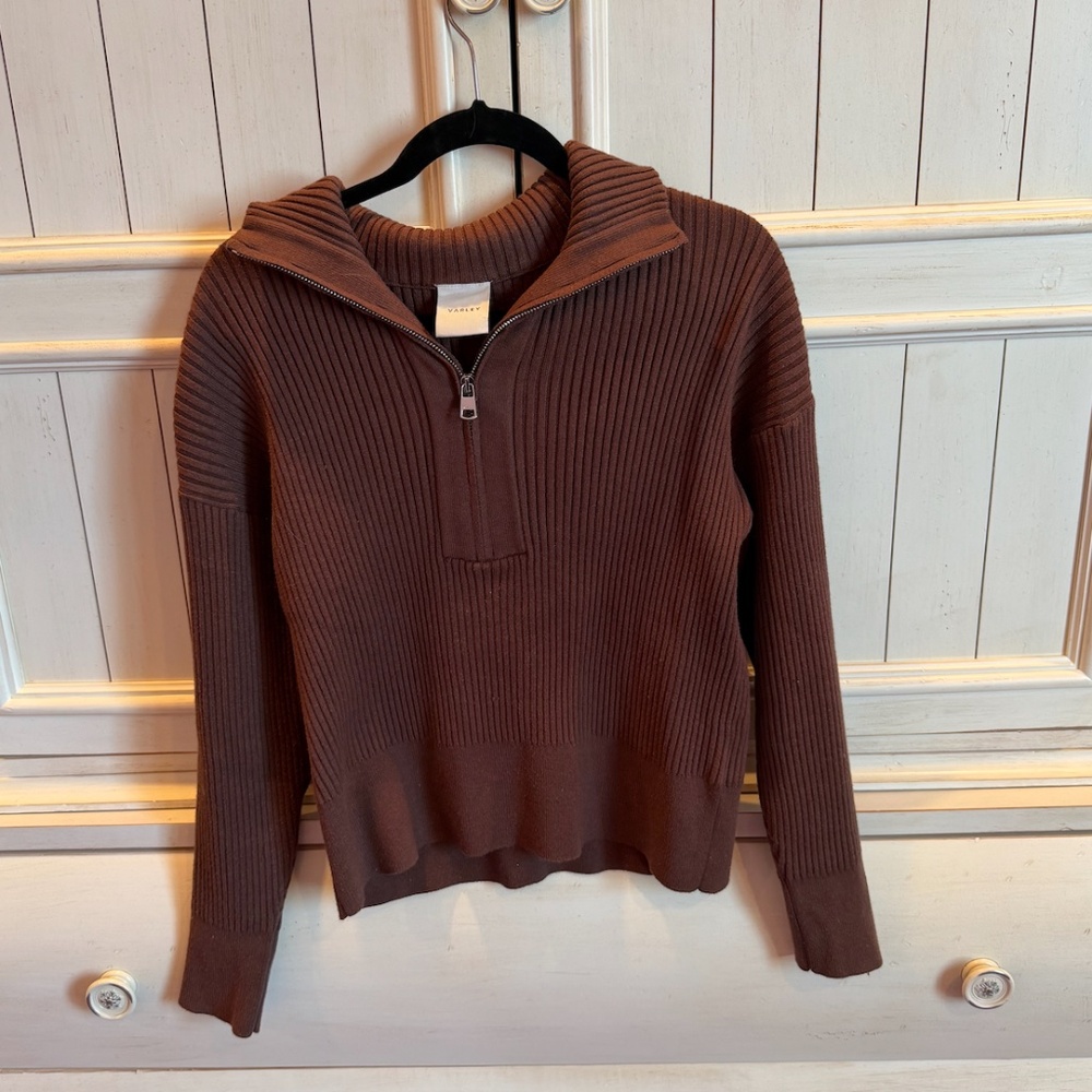 Varely Pull-Over